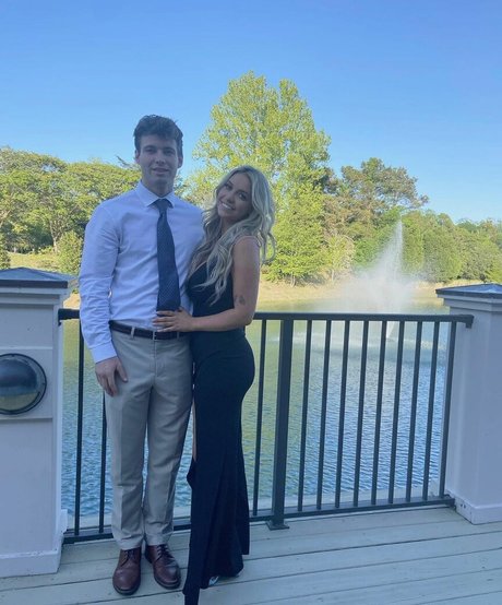 Caitlin Betterly セクシーなスター 写真