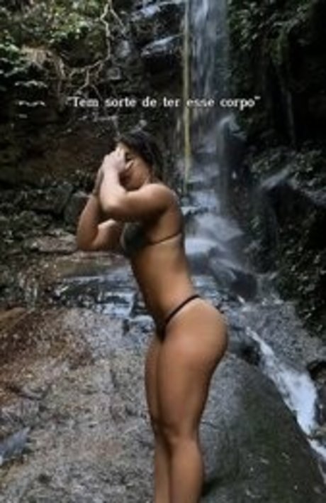 Julia Giannella エロティックなポルノスター 写真