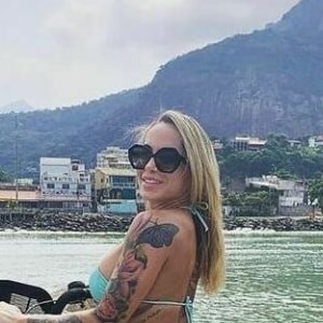 Bianca Domingues アート女優 写真