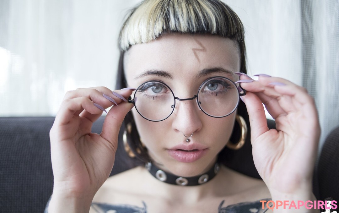 sikoisdead ポルノスター 写真