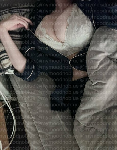 mymoodnoblue エロティックなスター 写真