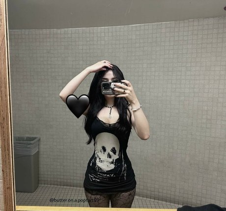 butter on a poptart69 女優 写真