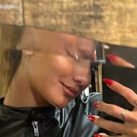 Greta Marchiorato セックスモデル 写真