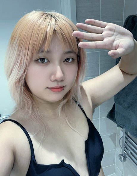 leynnercutie スター xxx 写真