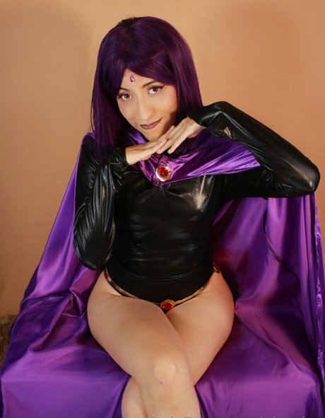 Gio Rojas 無料のスター 写真