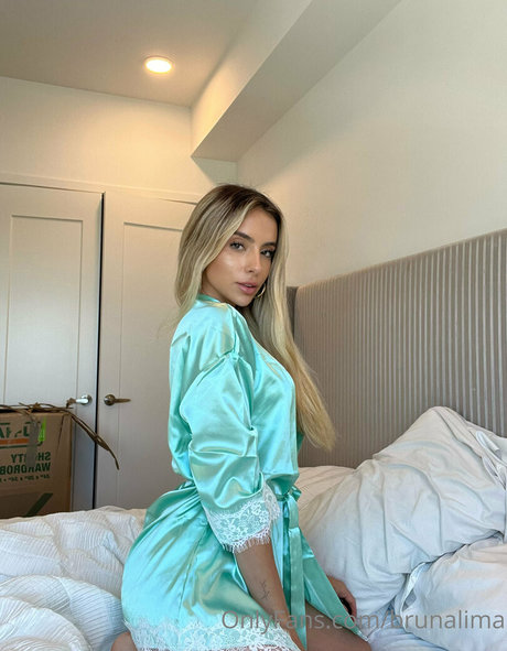 Bruna Lima セックスポルノスター 写真