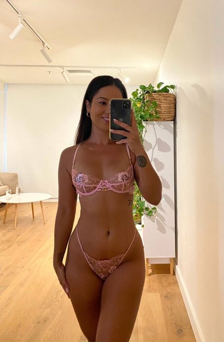 Maya Faye ホットなポルノスター 写真