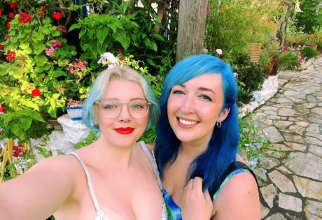 Yogscast Mango アート女優 写真