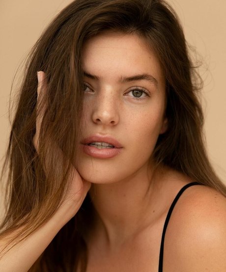 Sofie Rovenstine 美しいモデル ギャラリー