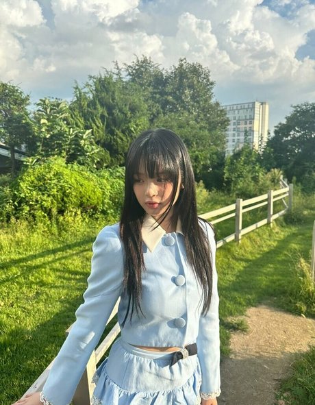 Hanni Pham アートポルノスター 画像