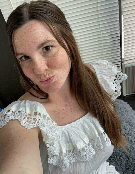 lilymichifree profile image