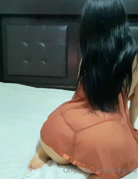 Iveth Gonz 美しいモデル 画像