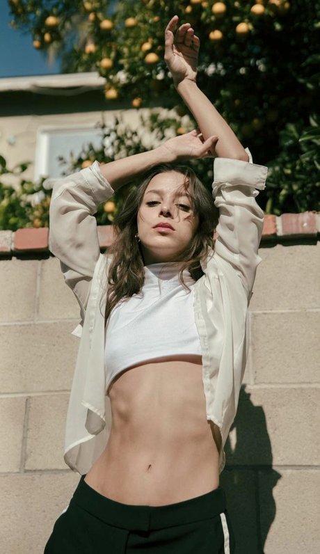 Izzy Rocha ポルノスター 美しい 写真