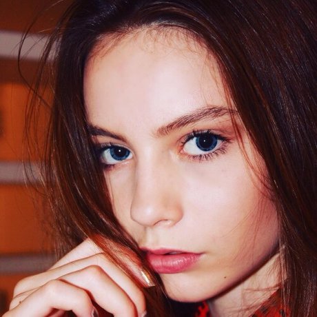 Jordan Mcewen トップスター 写真