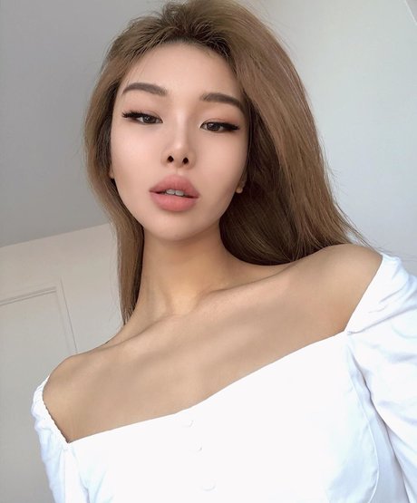 Mari Bambei 無料モデル 写真