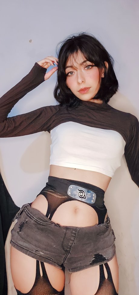 ぽっちゃりしたオンリーファン セクシー裸 画像