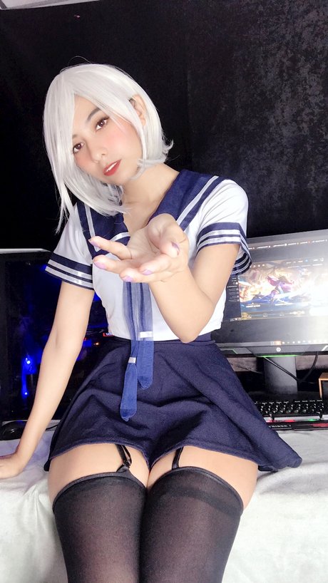 Lily waifu ポルノスター 高品質 画像