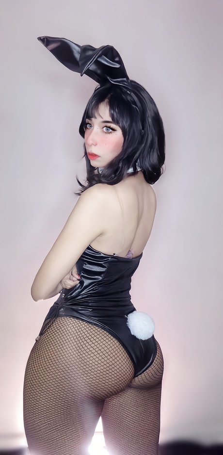アジアンシャワー OnlyFans セクシー裸 写真