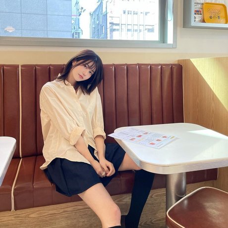 Lee Hayun ヌードモデル 画像