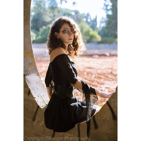 Nico Aroy 完璧な女優 写真