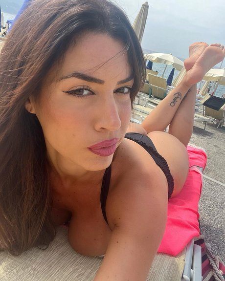 Giusy Rizzo 裸の女優 写真