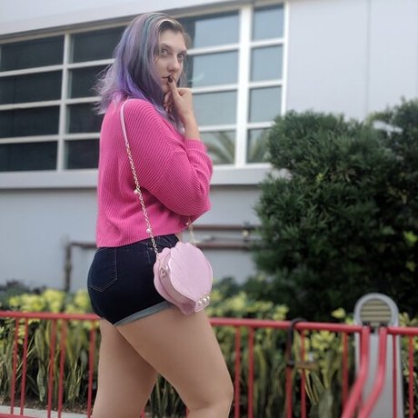 Mel Capperino Garcia xxxモデル 画像