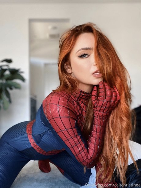 Caitlin Christine セクシーモデル 画像