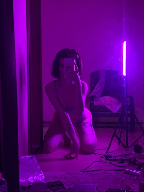 金髪の潮吹き OnlyFans ポルノ 写真