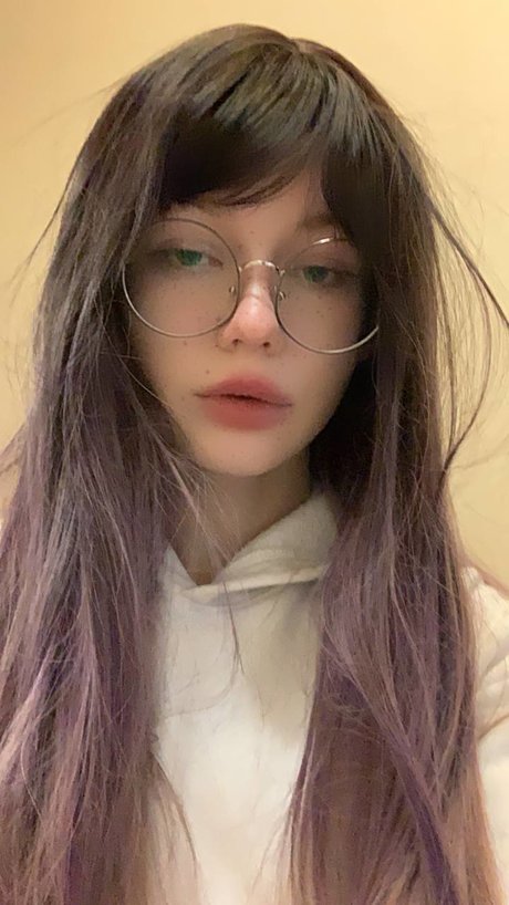 小さなお尻のOnlyFans アダルト 画像