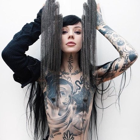 Grace neutral トップ女優 画像
