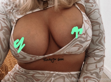 Hollie M Parsons 高品質のポルノスター 写真