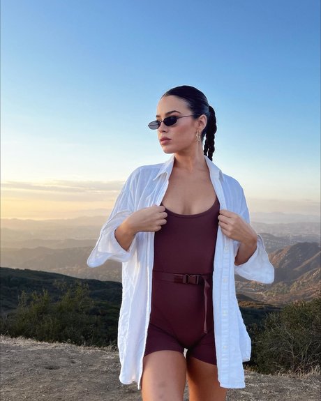 Tessa Brooks かわいいスター 写真
