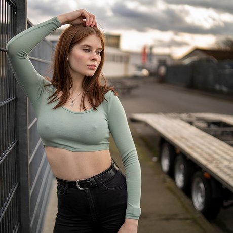 Anouk 美しいモデル 画像