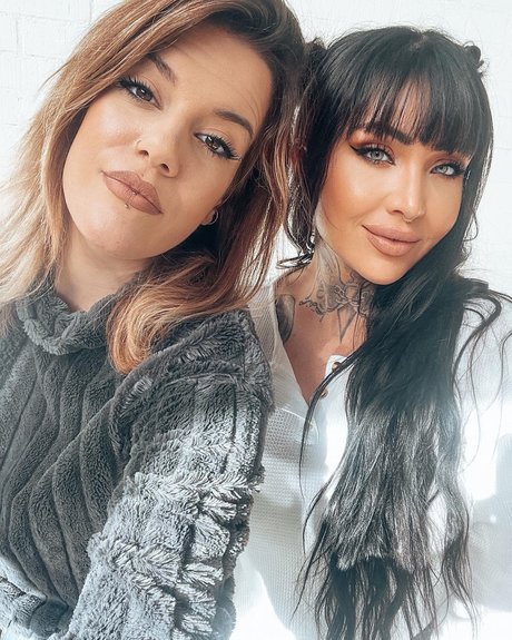 Inkedfleur エロティックなスター 写真
