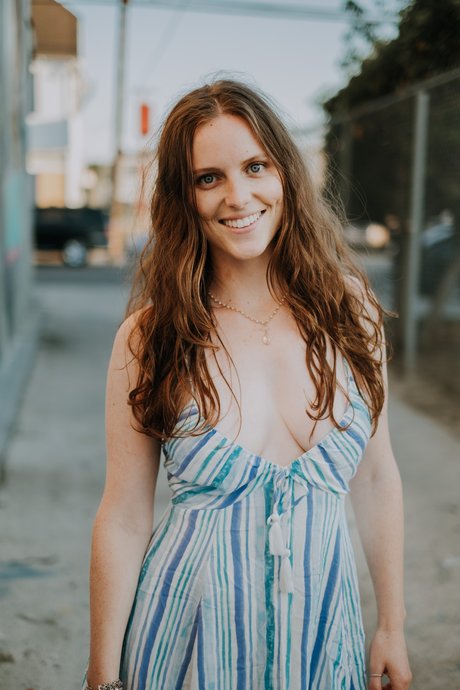 Stella Hayes  セックスモデル 画像