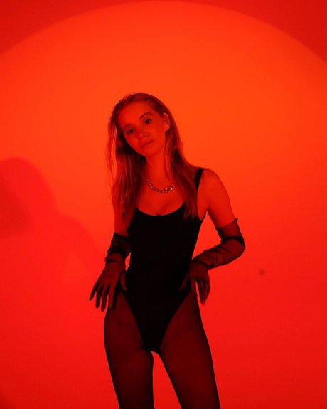 Yulia Kolmakova 女優 写真