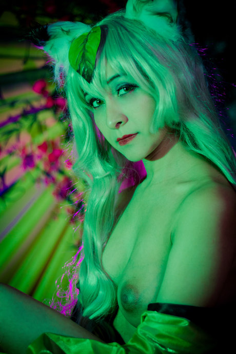 Kitsune No Fullmoon ヌードモデル 写真