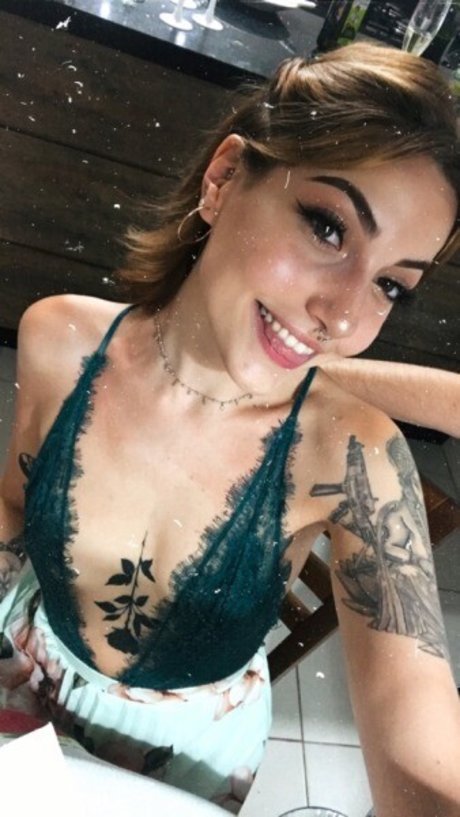 Hillmayer アート女優 画像