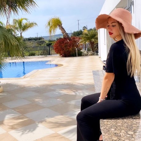 Linabmn 無料スター ギャラリー