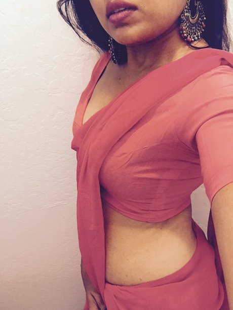 Pankhuri Kunal ポルノスター ヌード 画像
