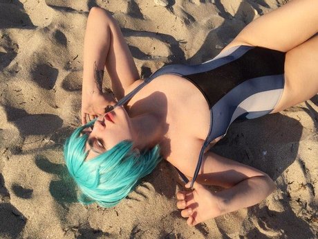Piehentai ヌードモデル 写真