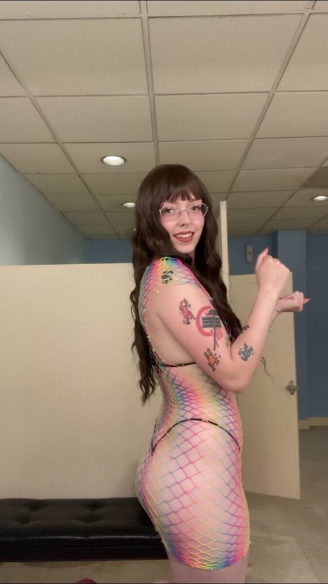 The Divine Devin セックスモデル 写真