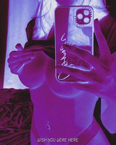 Alexis Corbi スターセックス 写真