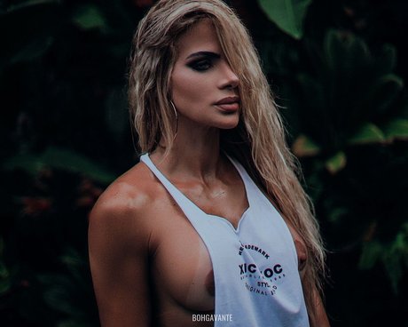 Deliza Rodriguez アートモデル 画像