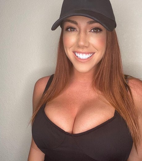 Renee Lynn  裸モデル 写真
