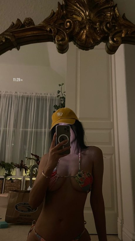 ビーチバニーOnlyFans 美しい 画像