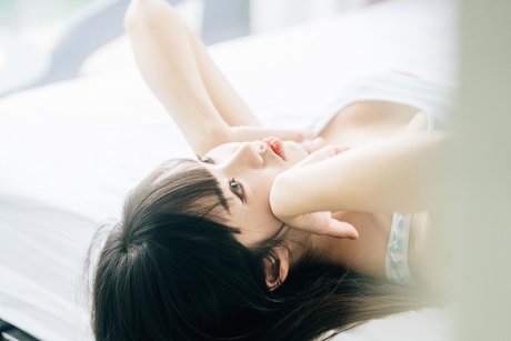 Queenie Lam アートスター 画像
