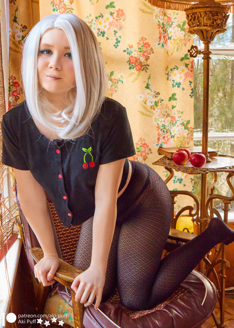Aki puff モデル 写真