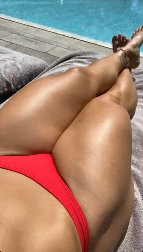 Dani Speegle ホットなスター 画像