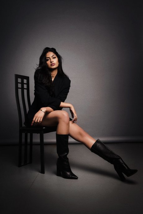 Shreya Arun  HDスター ギャラリー